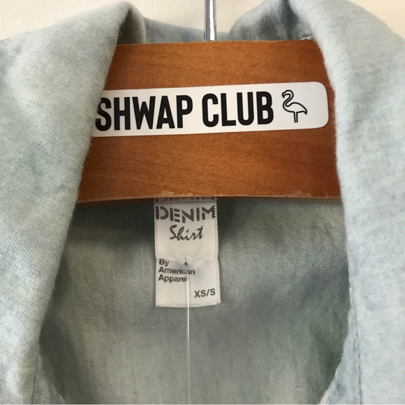 AMERICAN APPAREL denim shirt sleeveless button down shirt chambray light blue - Picture 3 of 4